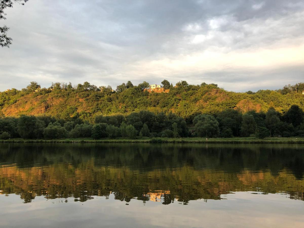 Chatka - A - Vyhlidka Nad Rekou Zdiby Экстерьер фото